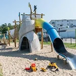 405, Seepark Apartament
