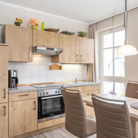Lägenhet 405, Seepark *